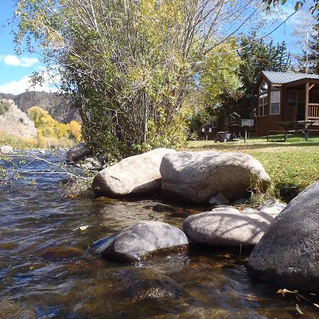 Three Rivers Resort Almont Exterior foto